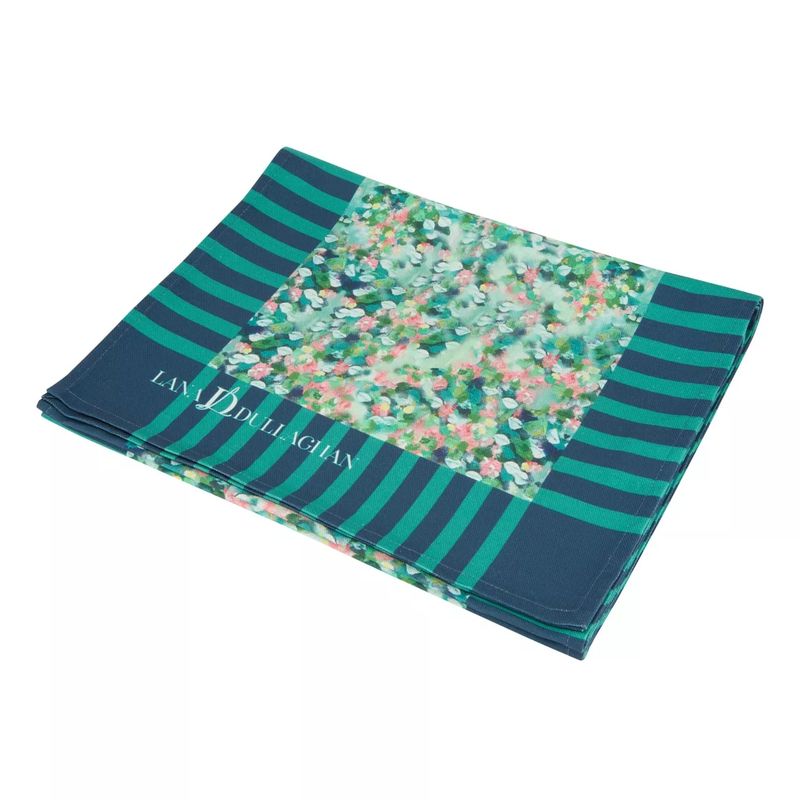 Delightful table runner. Gift boxed 