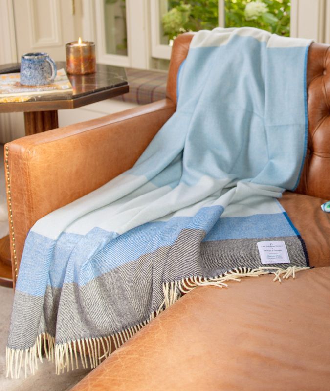 North Atlantic Throw 100% pure wool. Gift boxed  North Atlantic Throw 100% pure wool. Gift boxed