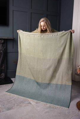 Cliffs of Moher Ombre Throw. 100% Pure Wool, Gift boxed 