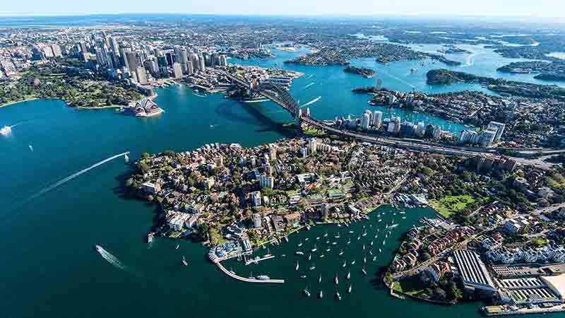 90 Minute Sydney Harbour and Coastal Scenic Flight