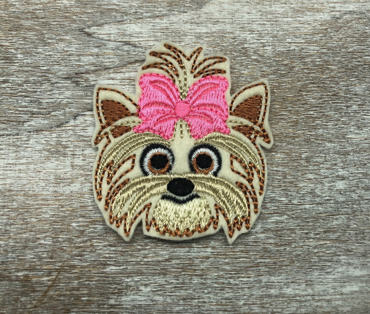 JoJo Siwa’s Pup Feltie