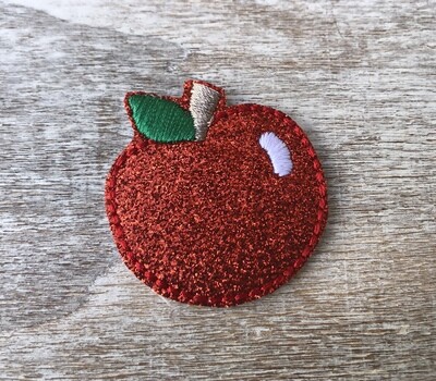 Apple feltie