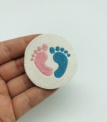 Gender feet Feltie