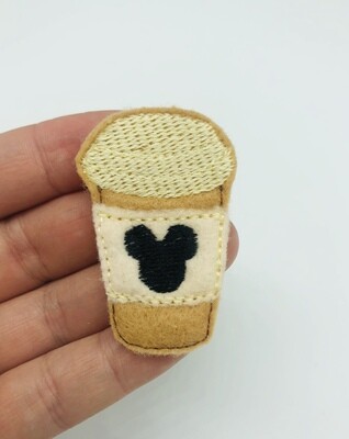 Mickey latte Feltie