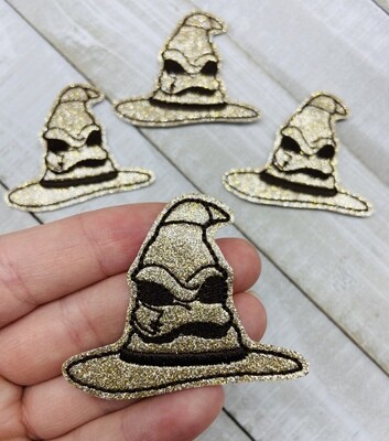 Sorting hat feltie