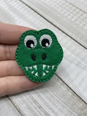 Gator feltie
