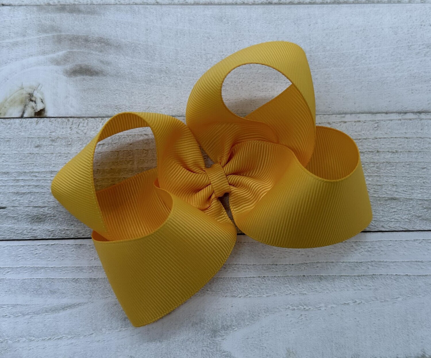 Single Solid Yellow Gold 4 inch bow
