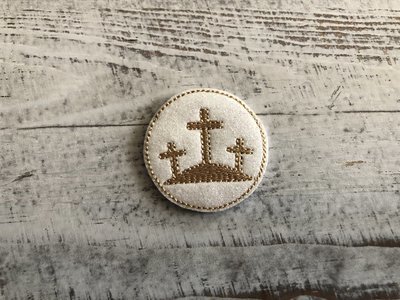 3 Crosses Feltie