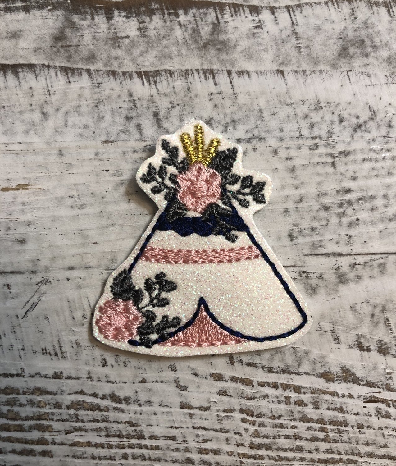 Teepee Feltie