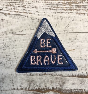 Be Brave Mountain Feltie