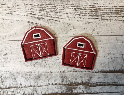 Barn Feltie