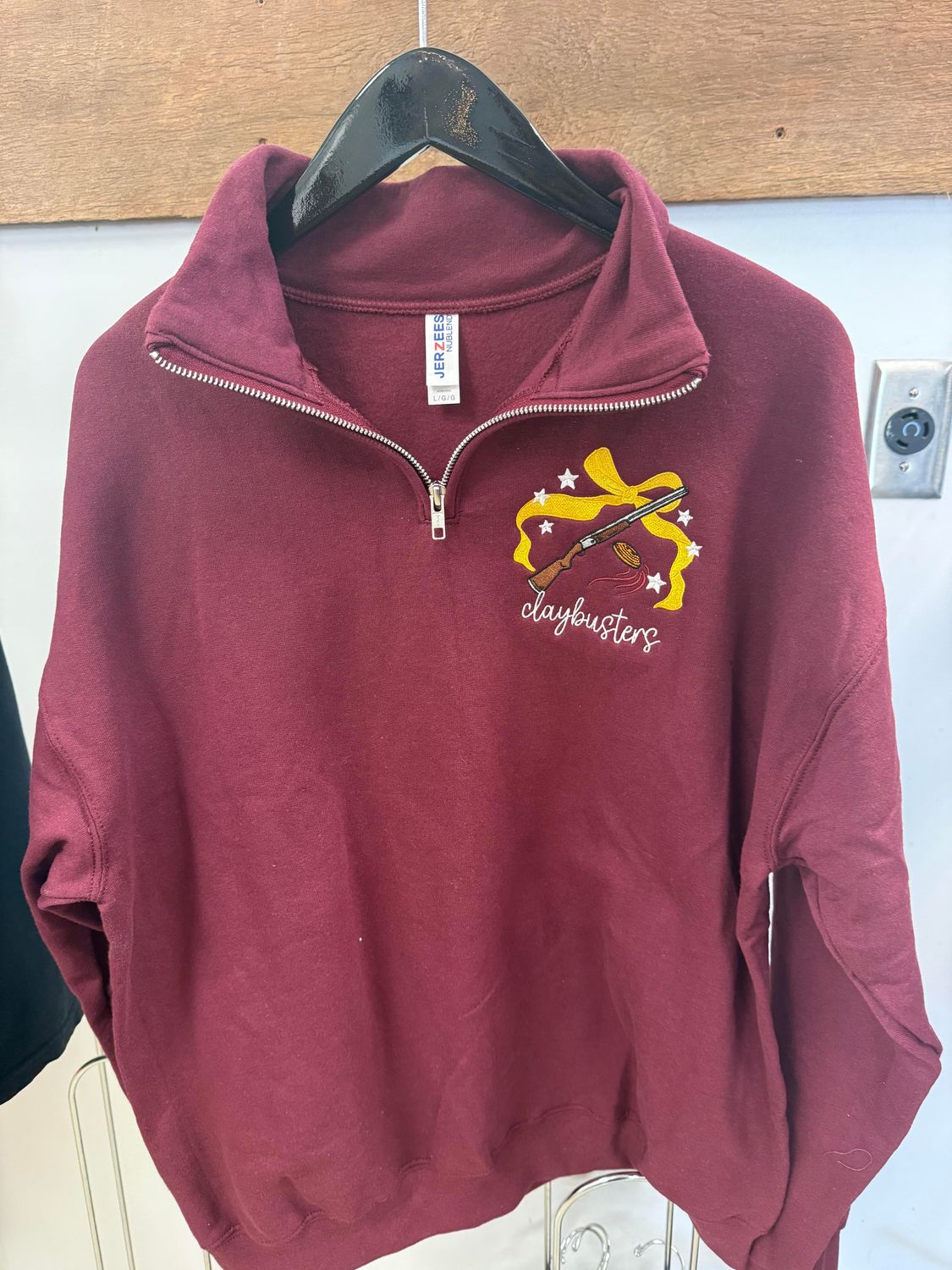GS Claybusters-Bow Embroidered QuaterZip