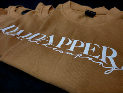 Heritage Script Tee "Cinnamon"