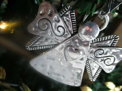 Zinc Angel with heart