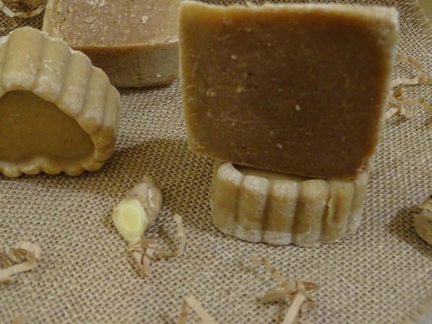 Ginger  Shampoo For Hair Growth/ Shampooing au gingembre pour la  croissance des cheveux