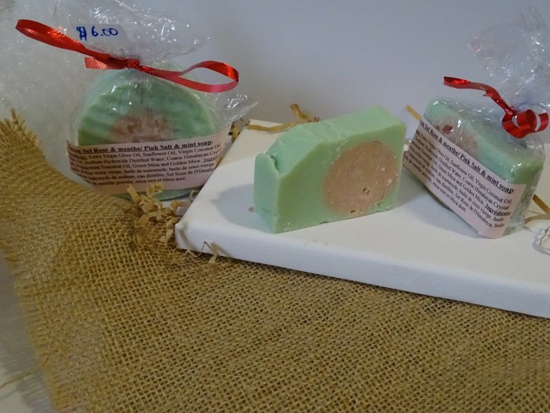 Pink Salt &amp; Mint Soap/ Savon Sel Rose et Menthe