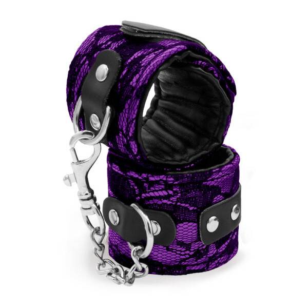 Miss Morgane - Lace Cuffs