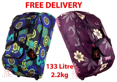 large travel holdall with wheels