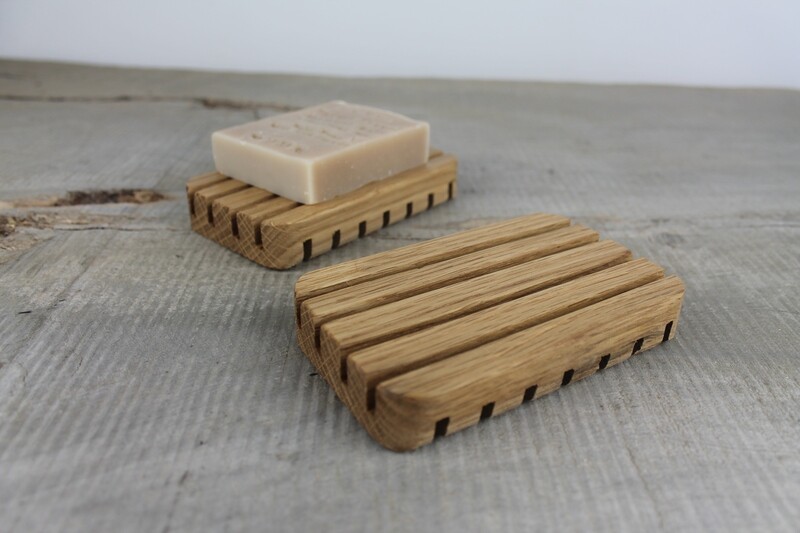 Self Draining Wooden Soap Dish, Oak Soap Tray