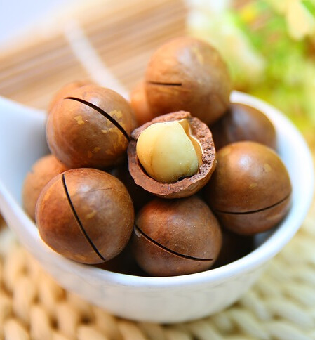 Macadamia Nut Tea