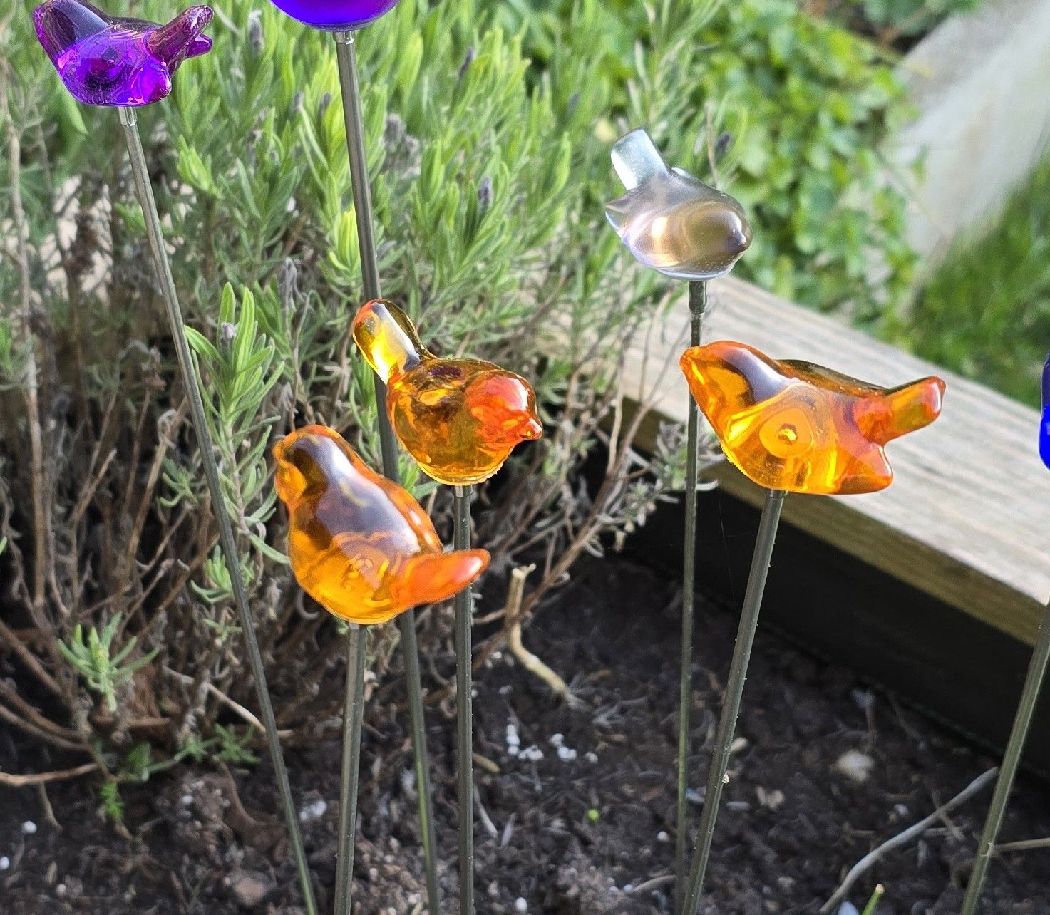 Vogel, 4 cm, op rvs-steker.