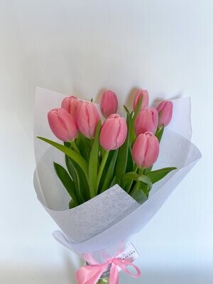 Tulips En Masse (From $50.00)