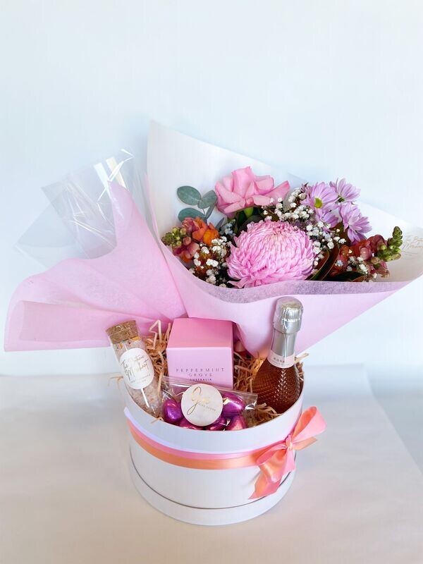 Pretty Posy Gift Hamper