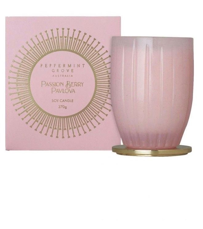 Passion Berry Pavlova Candle