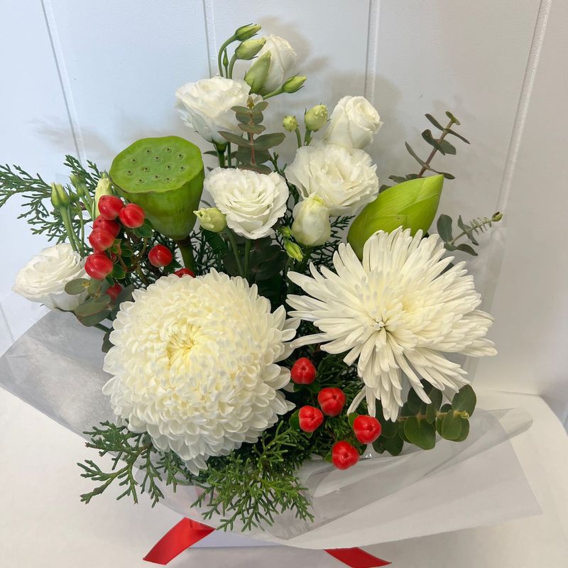 ‘Happy Christmas’ Floral Box