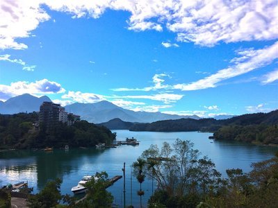 Sun Moon Lake Qingjing Farm -  日月潭 南投清境方面