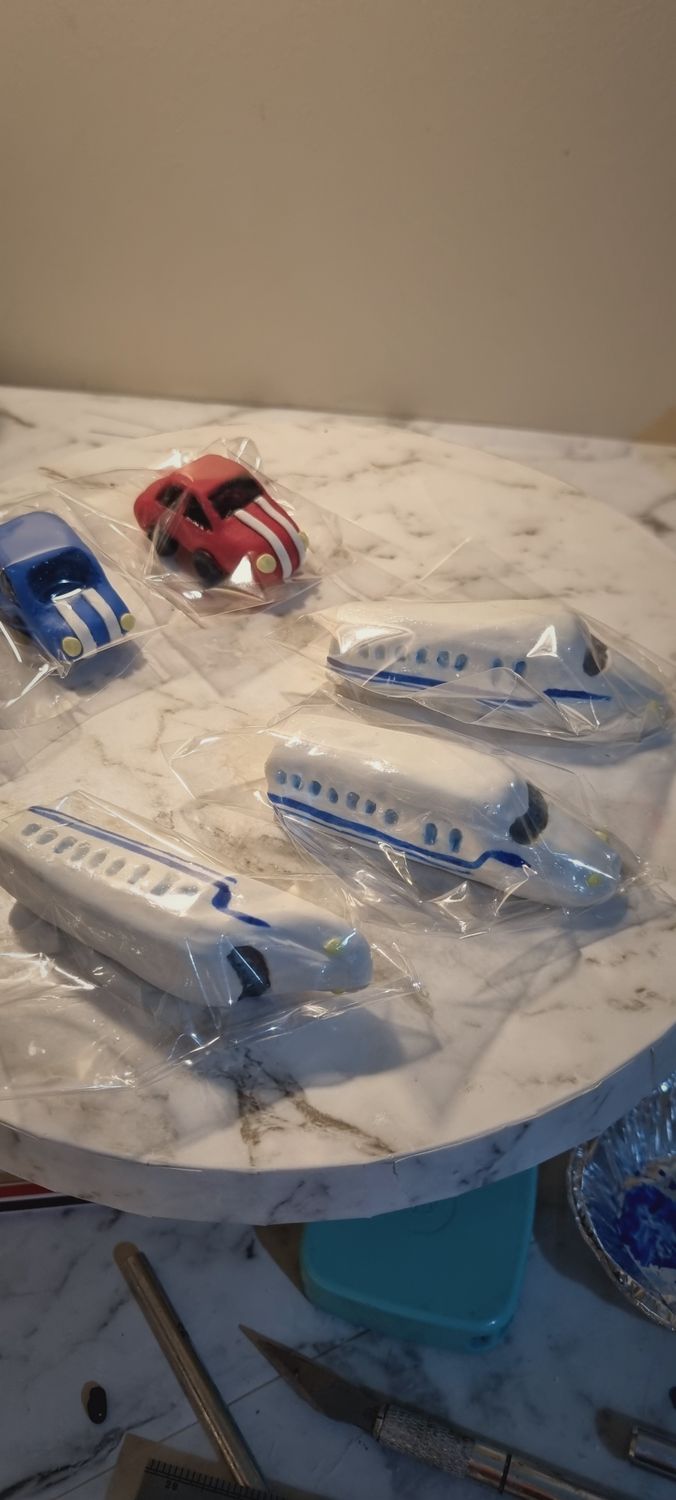 Bullet train Caketopper (sugar or clay)