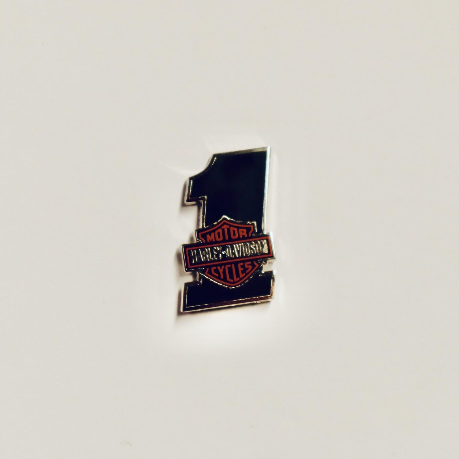 Harley-Davidson No.1 PIN BADGE P035642