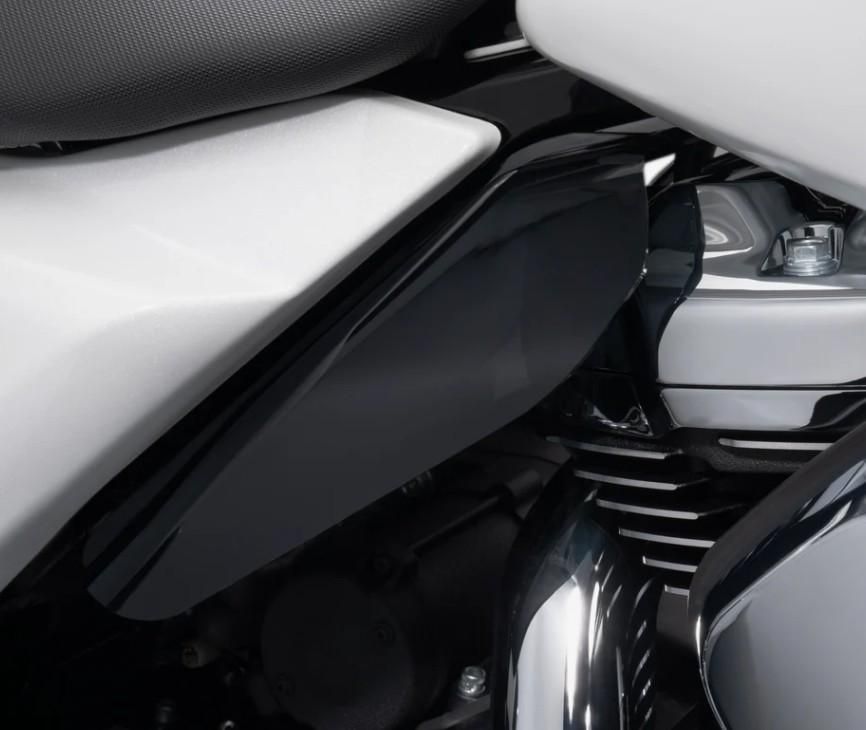 Harley-Davidson Mid-Frame Air Deflector 57200418