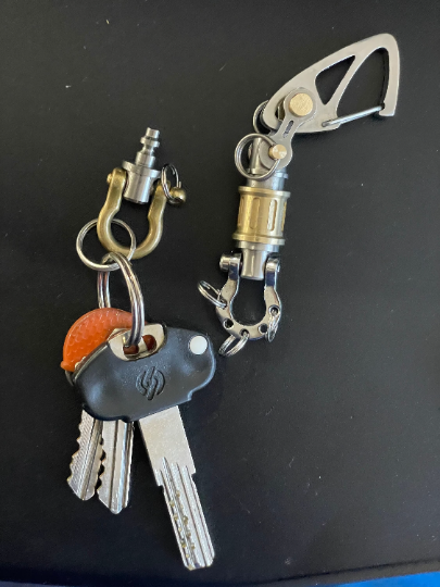 KYLINK Quick Release Connector 22 Brass TOP Sailor Shackle Keychain 00016