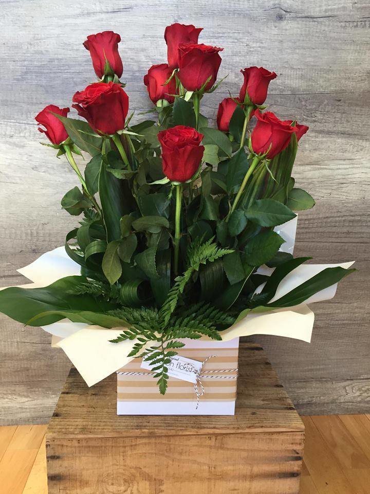 Box Arrangement Of Roses