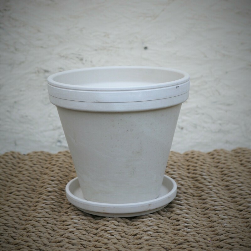 German Standard Granite Clay Pot 7"