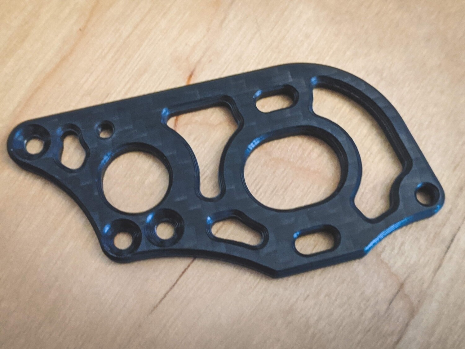 TLR 22 Series Lay-down Carbon Motor Plate V2