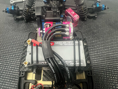 B7 Battery Hold Down With Bands