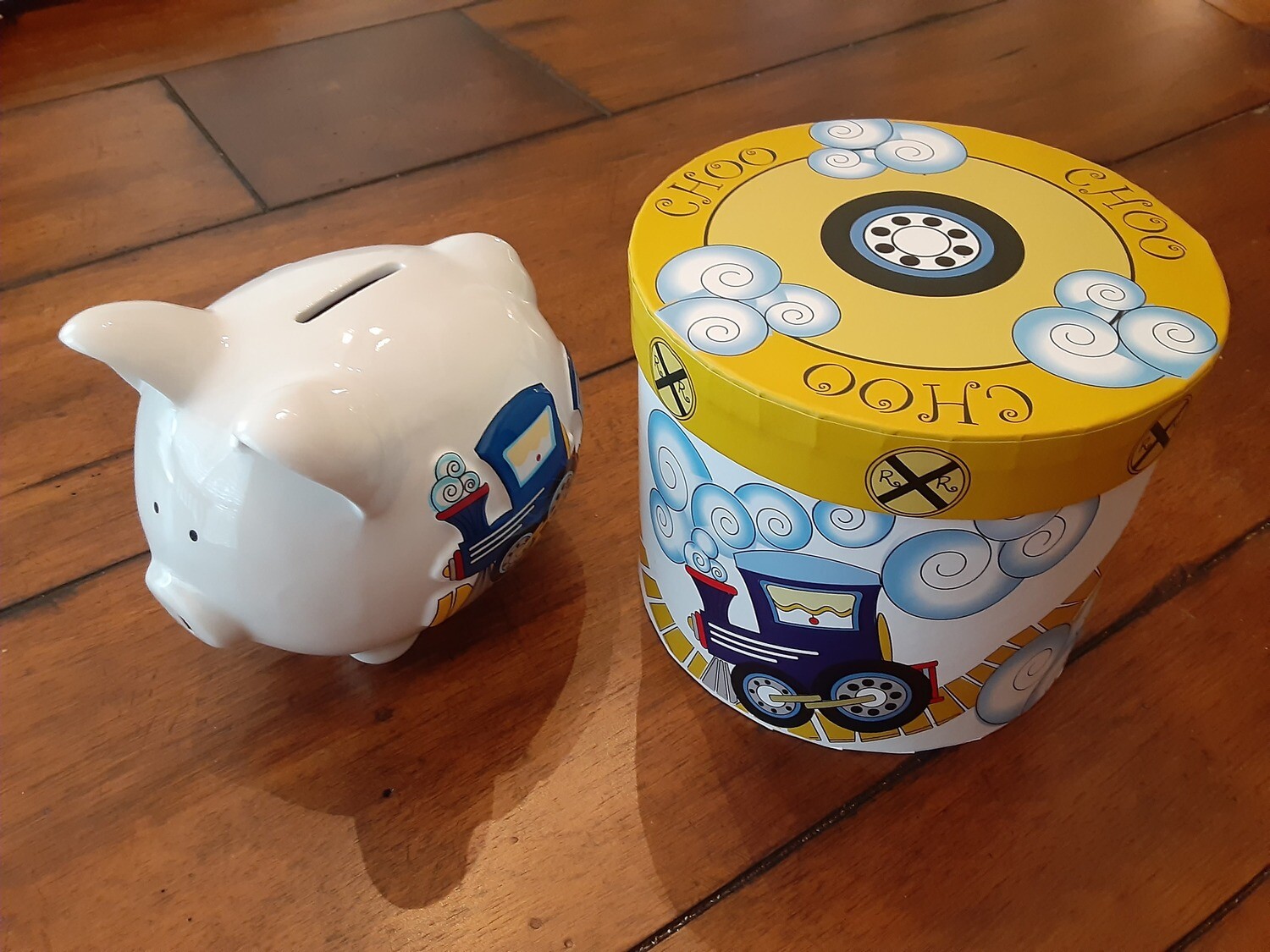 RAISED DESIGN TRAIN PIGGY BANK RAISED DESIGN TRAIN PIGGY BANK
