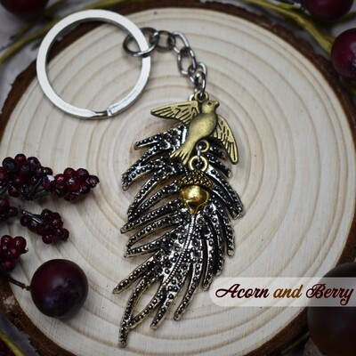 Antiqued Feather Keychain