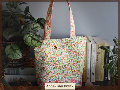 Deluxe Tote Bag | Spring Garden | Summer 2024 Collection