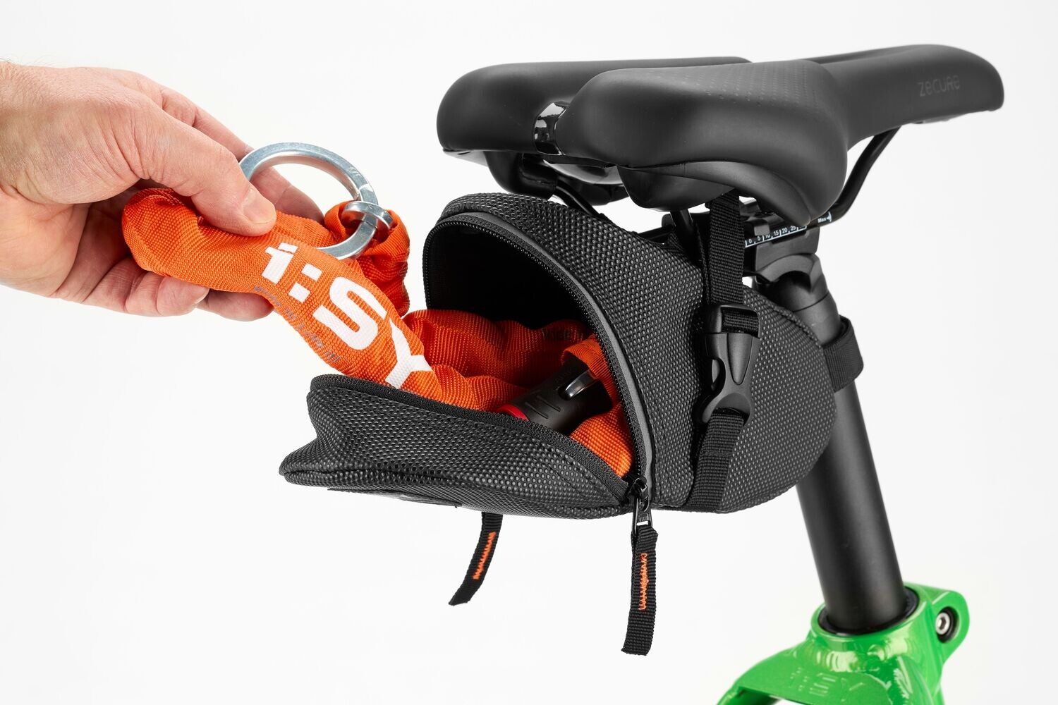 tent aan auto Opblaasbare Achterklep Luifel Product Type:8 ARNOMED XTRA STRONG NITRIL ie it stands on matala sohvapöytä