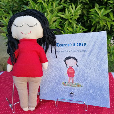 Regreso a casa (tapa dura) + personaje Regreso a casa (tapa dura) + personaje
