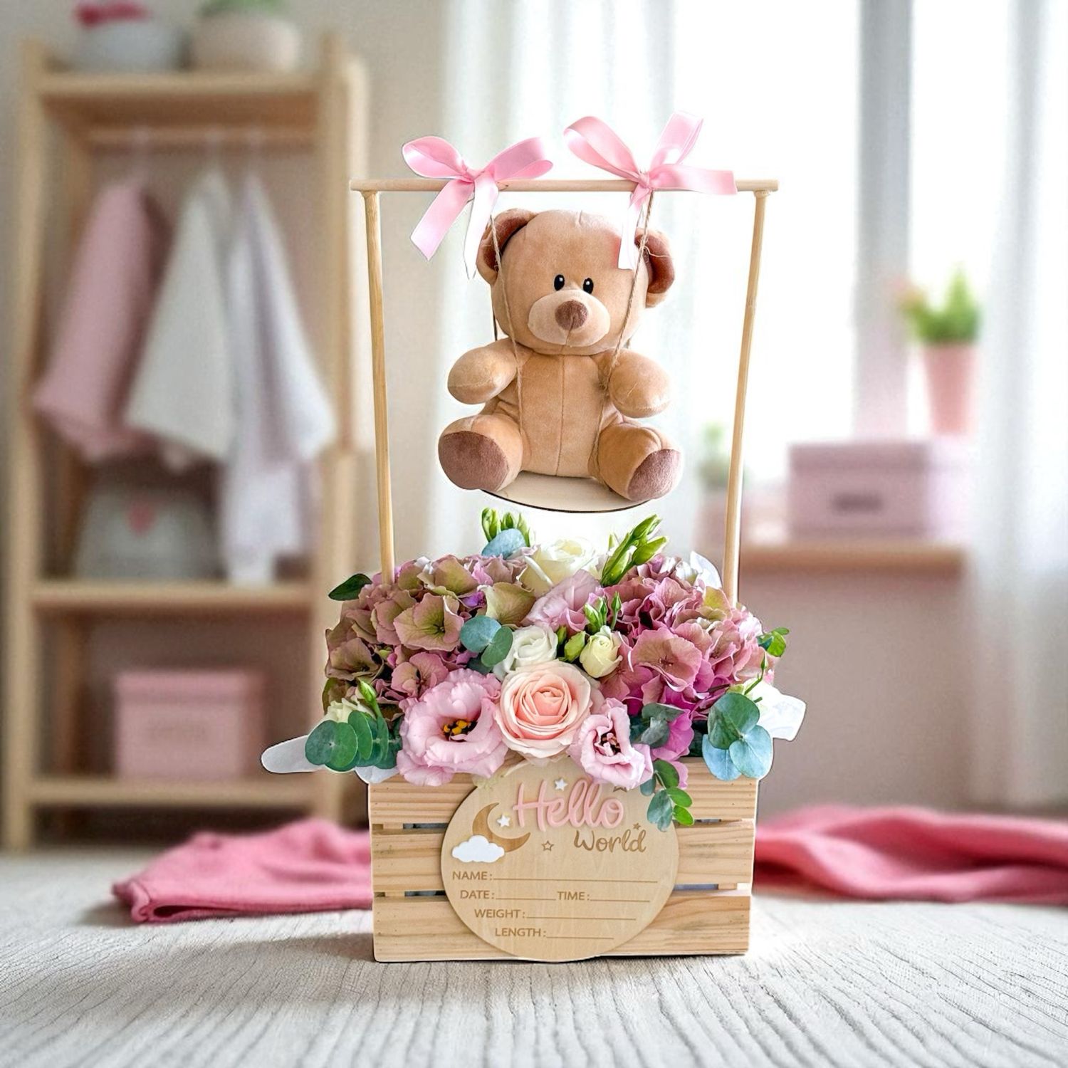 Teddy&#39;s Welcome Swing - Girl