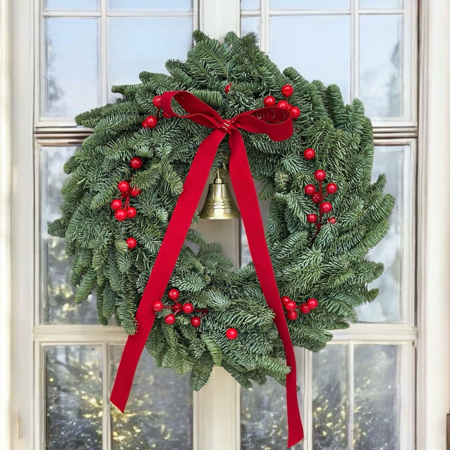 Bells Of Christmas Wreath (Fresh)