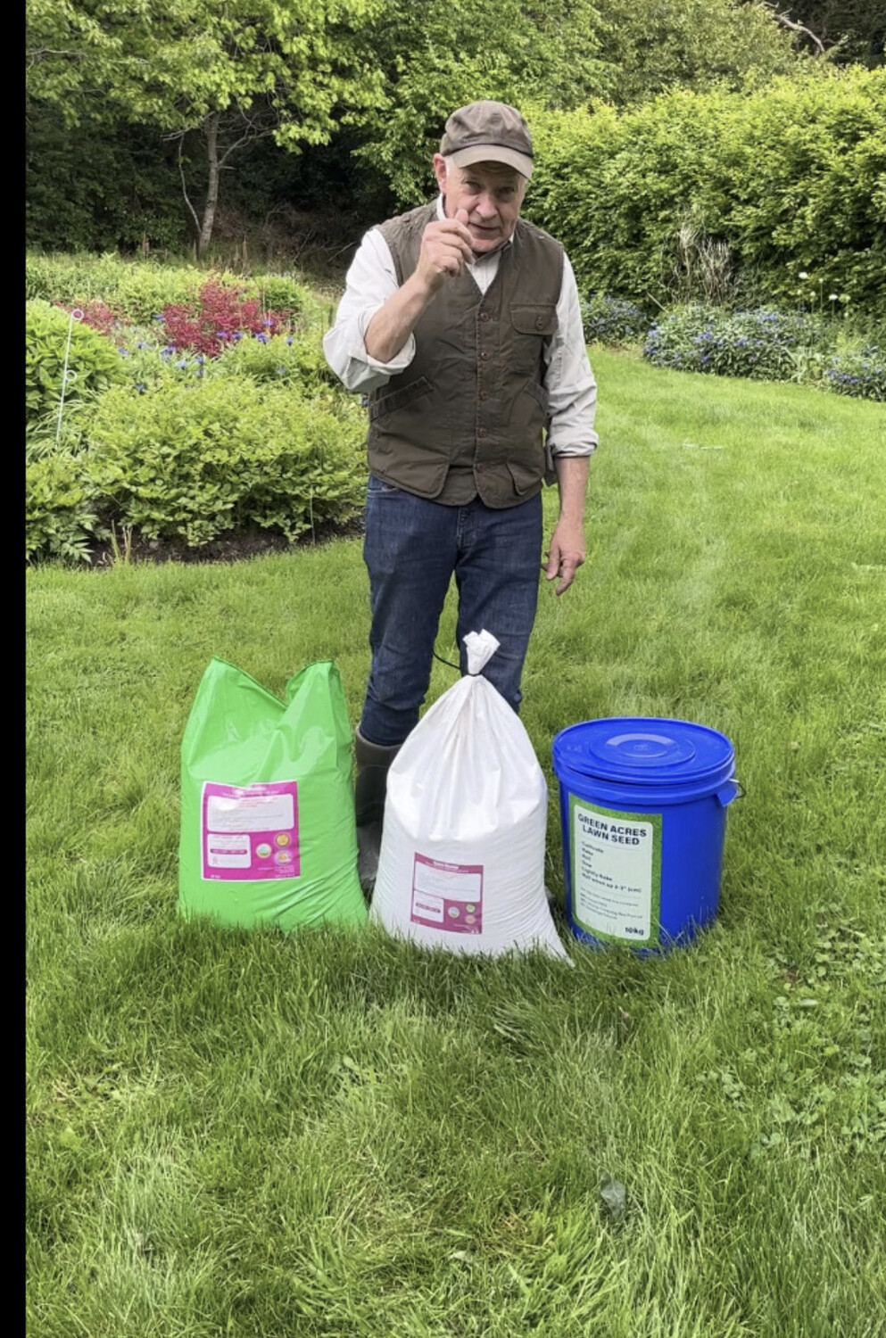 25kg-gazon-rooster-lawn-fertiliser-and-moss-remover-treats-250-m2
