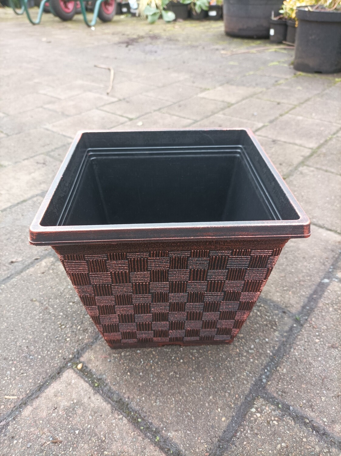 Weave Square -Black Bronze - 22cm x 20cm