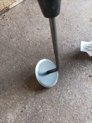Garden Disc Weeder - Long Handle Light ,sharp and easy to use .