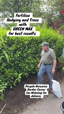 Green Max GREENMAX Fertiliser for Hedging and Trees Encourages the production of healthy fresh foliage Apply every 4-6 Weeks from now until October. 10 kg size