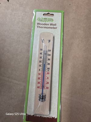 Wooden wall thermometer 🌡